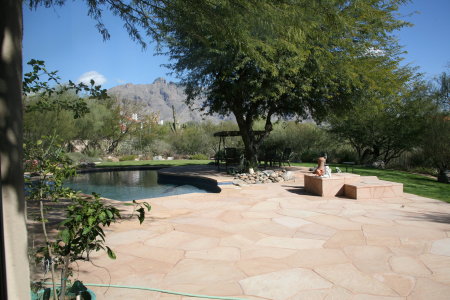 Back yard patio, pool & mountains