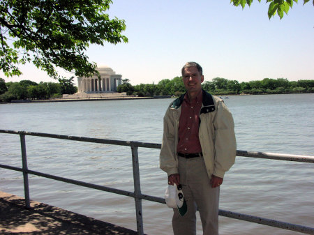 Ken by Lincoln Memorial