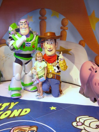 Mila w Buzz and Woody