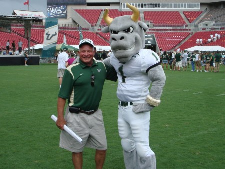 Tom & Rocky the Bull - USF Mascot