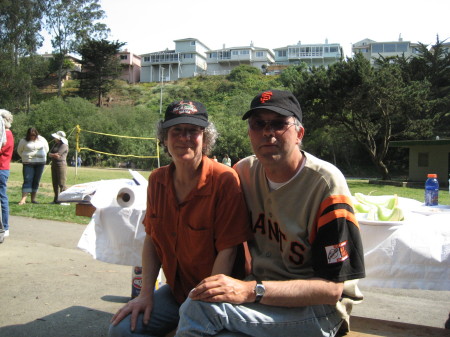 Suz and Jesper in Giants' colors