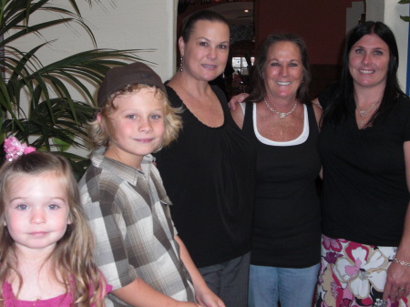 Laurie, Heather, Mom, Timothy & Kennedy