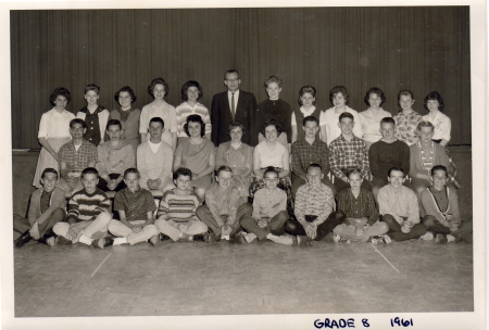 Class of 1961 Grade 8