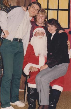 Chip Arial, Mike Walker, Santa-Brian, Selena T