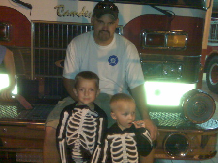 Scott and boys Halloween 2009.