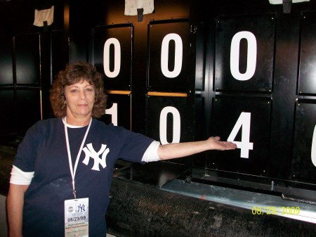 Doing the right field Pepsi manual scoreboard