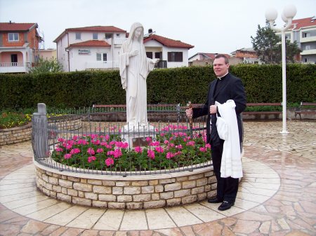 Father Kevin McKnight's Classmates® Profile Photo