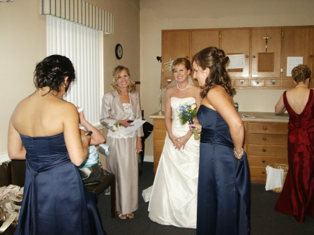 Anna and her Bridesmaids