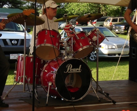 Bob M. on drums!