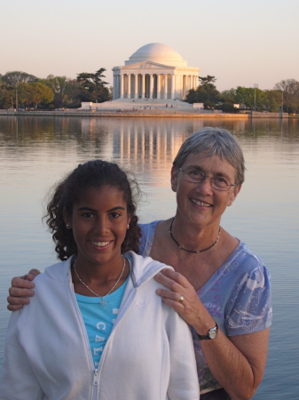 Daughter Carolina, wife Nancy, Tom's Place