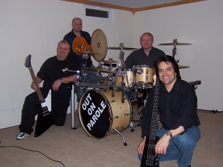 Aww, what a jamin' bunch of dudes! :-)