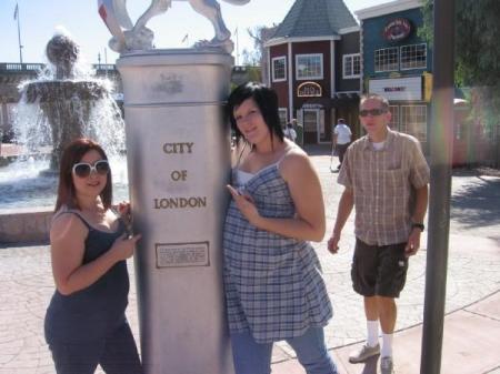 Ray Sarah and Shasta at London Bridge