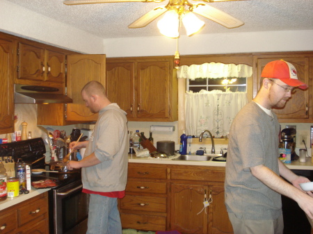 My boys in the same kitchen !!