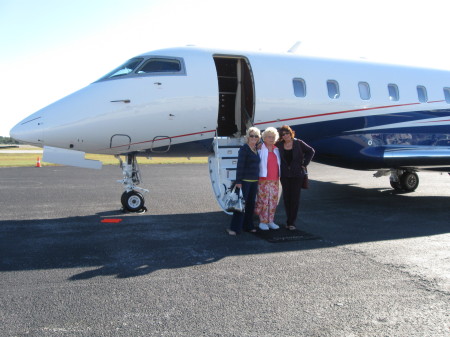 New Years trip on private jet to the Islands