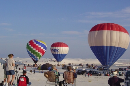 Ballon Festival in White Sands National Monume