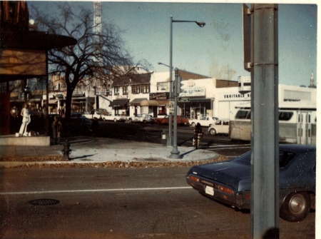 4500 Block Wisconsin Avenue, 1970