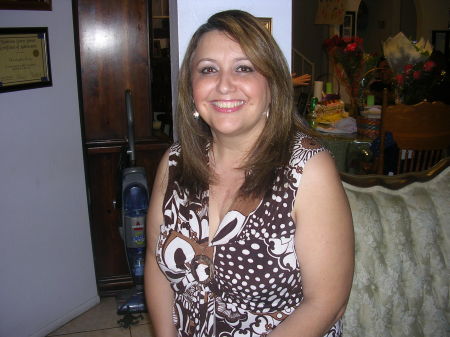 Juanita Garza's Classmates® Profile Photo