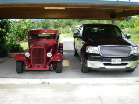 1933 and 2007 Fords in my carport