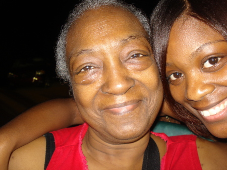 MY BEAUTIFUL MOM AND DAUGHTER