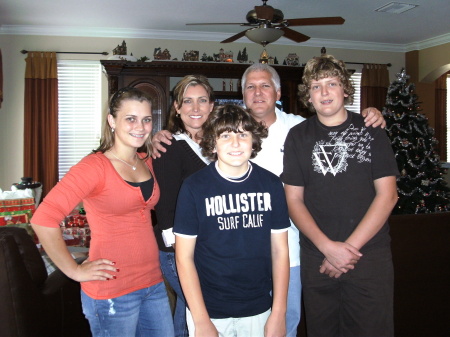 The Schultz Family - Christmas 2008