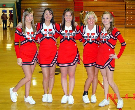 2009 Basketball Cheerleading Squad