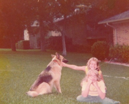 Heidi, Sarah and Carol Ann in my front yard.