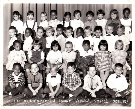 Mt. Vernon Class Photo - Kindergarten 1967