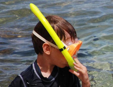 Maximiliano snorkeling in Hawaii