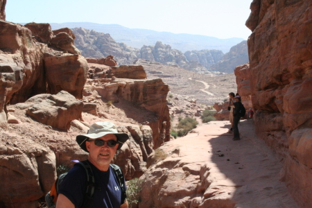 Petra trail to Monestary