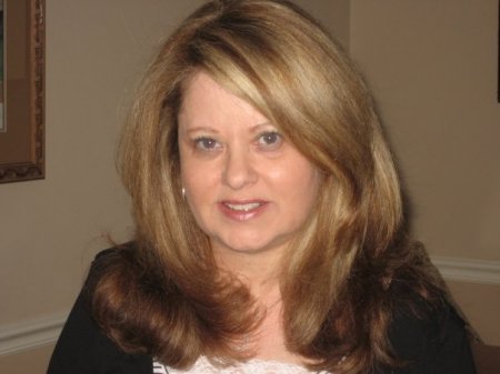 Sue Menaker's Classmates® Profile Photo