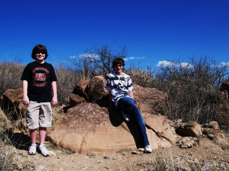 Kids with Petroglyphs left by Hohokum Tribe