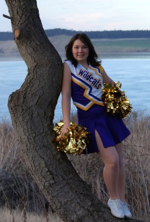 Felicia 2010 Cheer