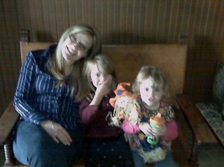Missy, Mady and Zoey Thanksgiving