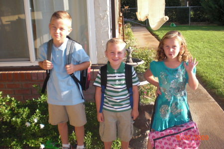 My Grandkid's first day of school 2009