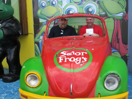 09 cruise senior frogs