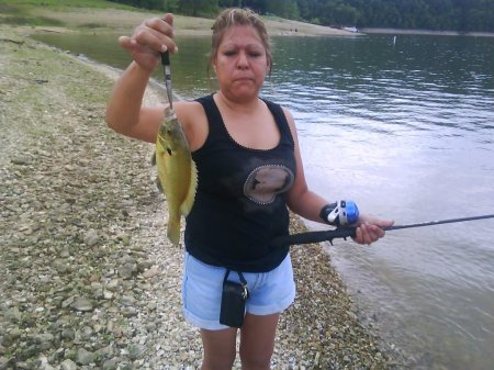 my wife she likes fishin too