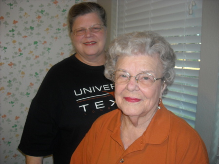 Donna & Faye Aylor(88 yrs)  Yea Longhorns!