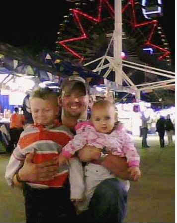 Jayden, Jordan & Dad at Texas State Fair 2008