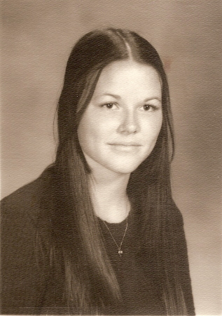 Barbara 1975 Grad Pic