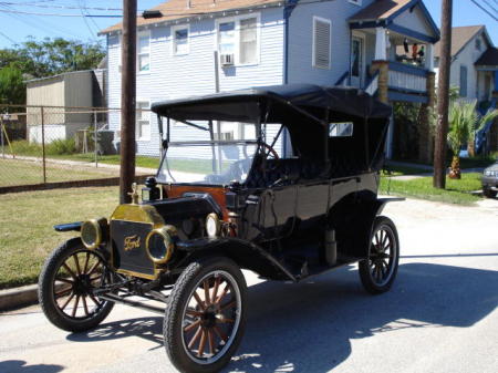 1914 Model "T" found in Galveston