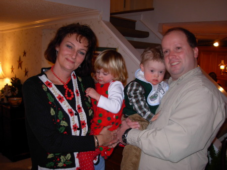 Tamri, Grace, Robert and dad Scott (Kit's son)