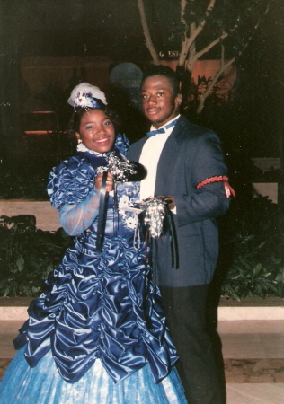 Agnes Sauls & date Prom 1989