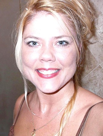Julie Davis's Classmates® Profile Photo
