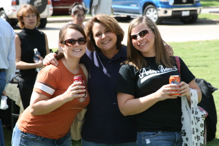 Natalie, Nancy, Melissa Reed