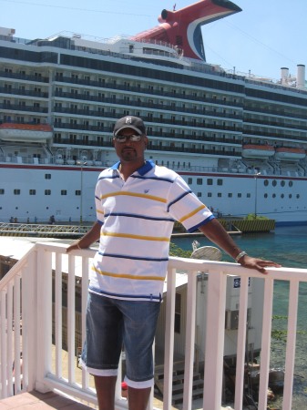 Carnival LEGEND