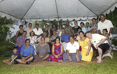 Bradd and his Samoan Family 2006