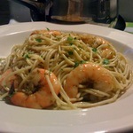 Pasta with basil oil and shrimp