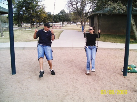 Reyes and I playing on the swings !!