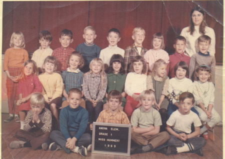 Anona 1969 Daniel Wilcox holding the sign.