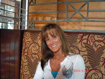 Lori Wait's Classmates® Profile Photo